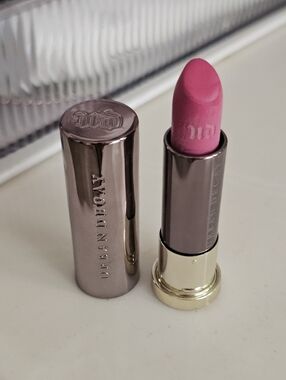 Urban Decay Lipstick - PDA ☆ READ BELOW☆